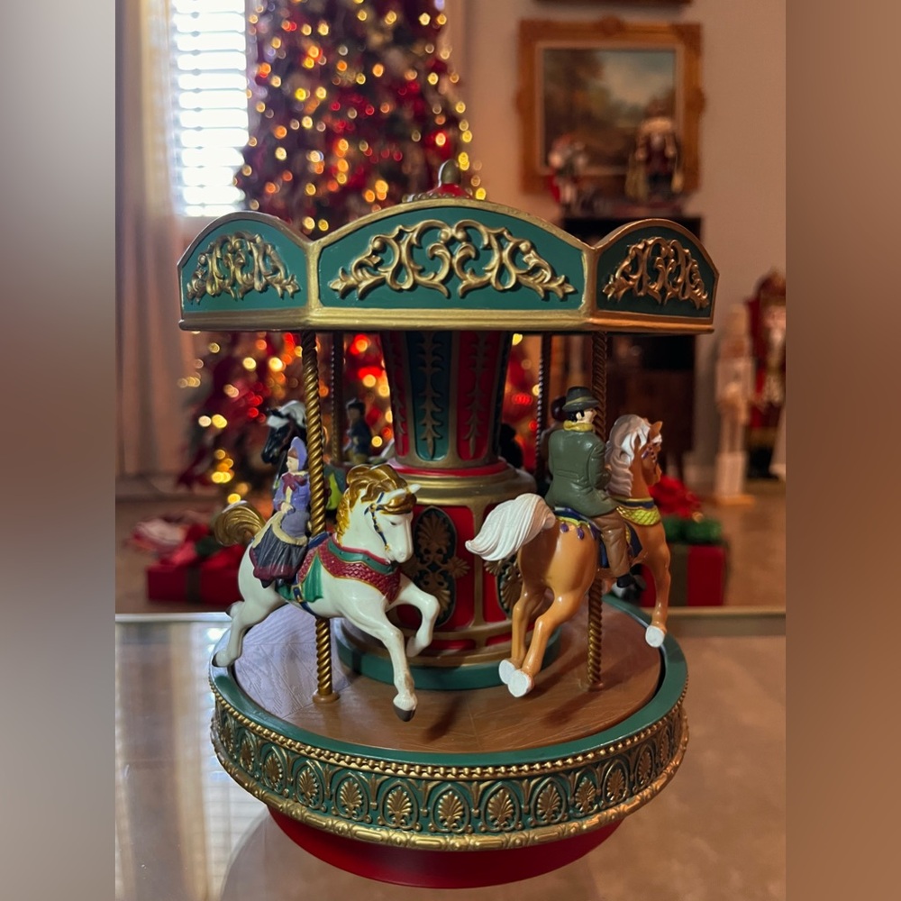 Vintage Mr Christmas Animated Holiday Carousel Merry Go Round Musical